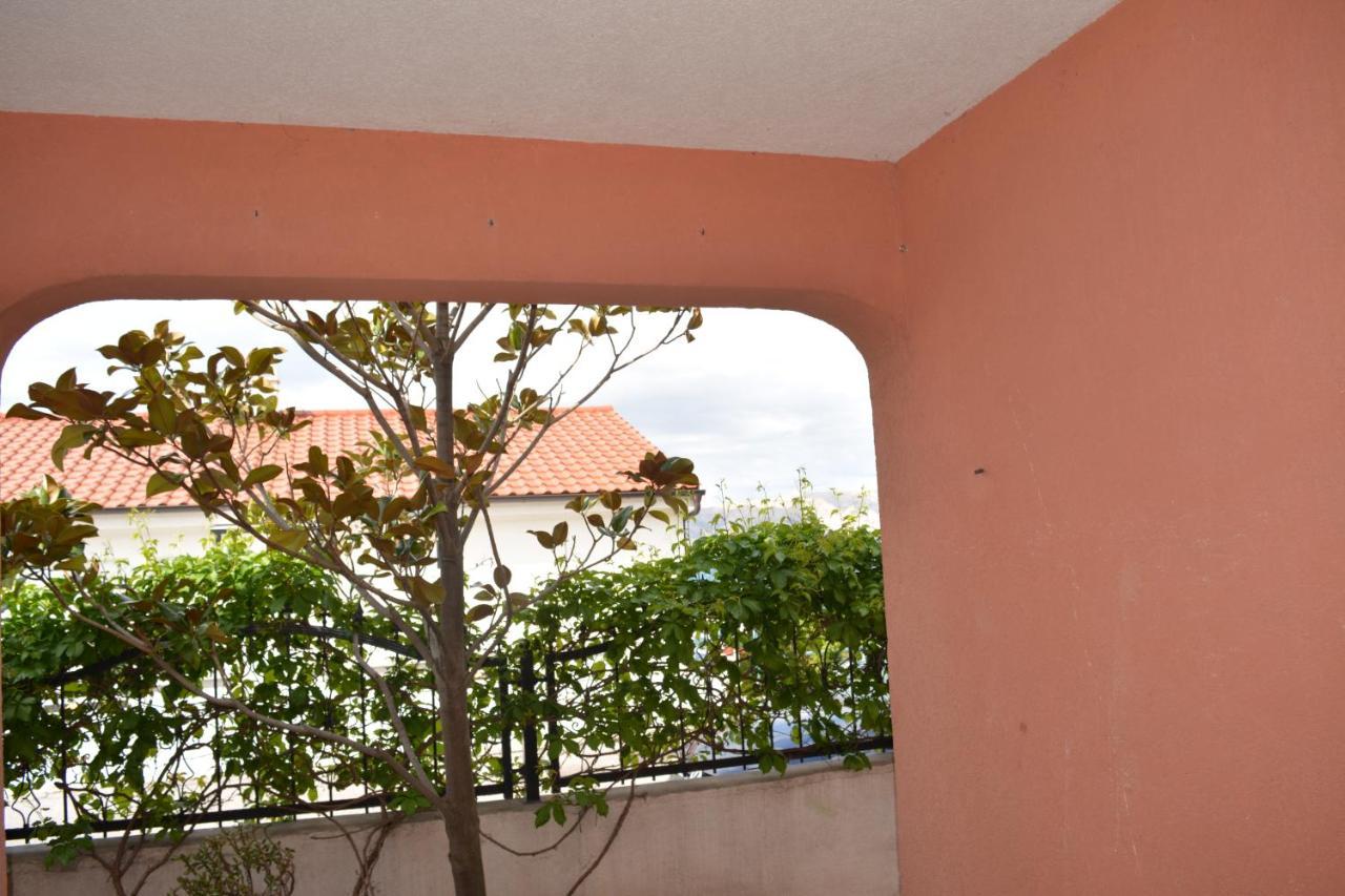 Apartments & Room Madi Senj  Ngoại thất bức ảnh