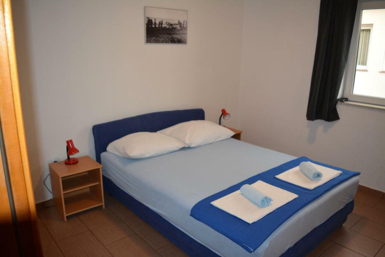 Apartments & Room Madi Senj  Ngoại thất bức ảnh